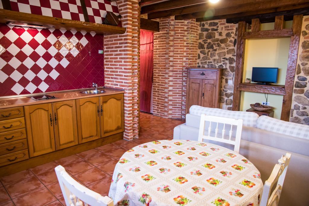 Viviendas Rurales Las Fontanias โกเบรเซส ภายนอก รูปภาพ